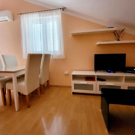 Apartments Oaza, Vrsi Mulo ภายนอก รูปภาพ