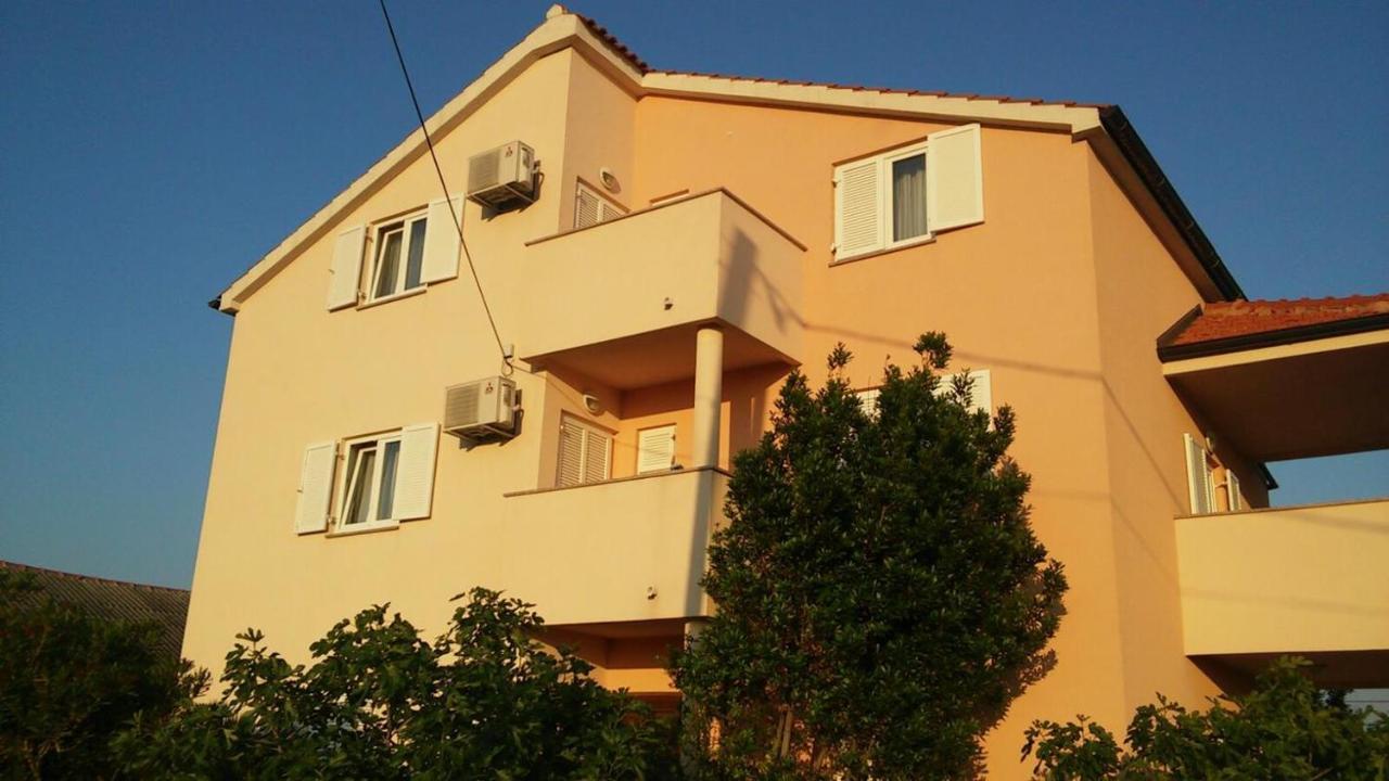 Apartments Oaza, Vrsi Mulo ภายนอก รูปภาพ